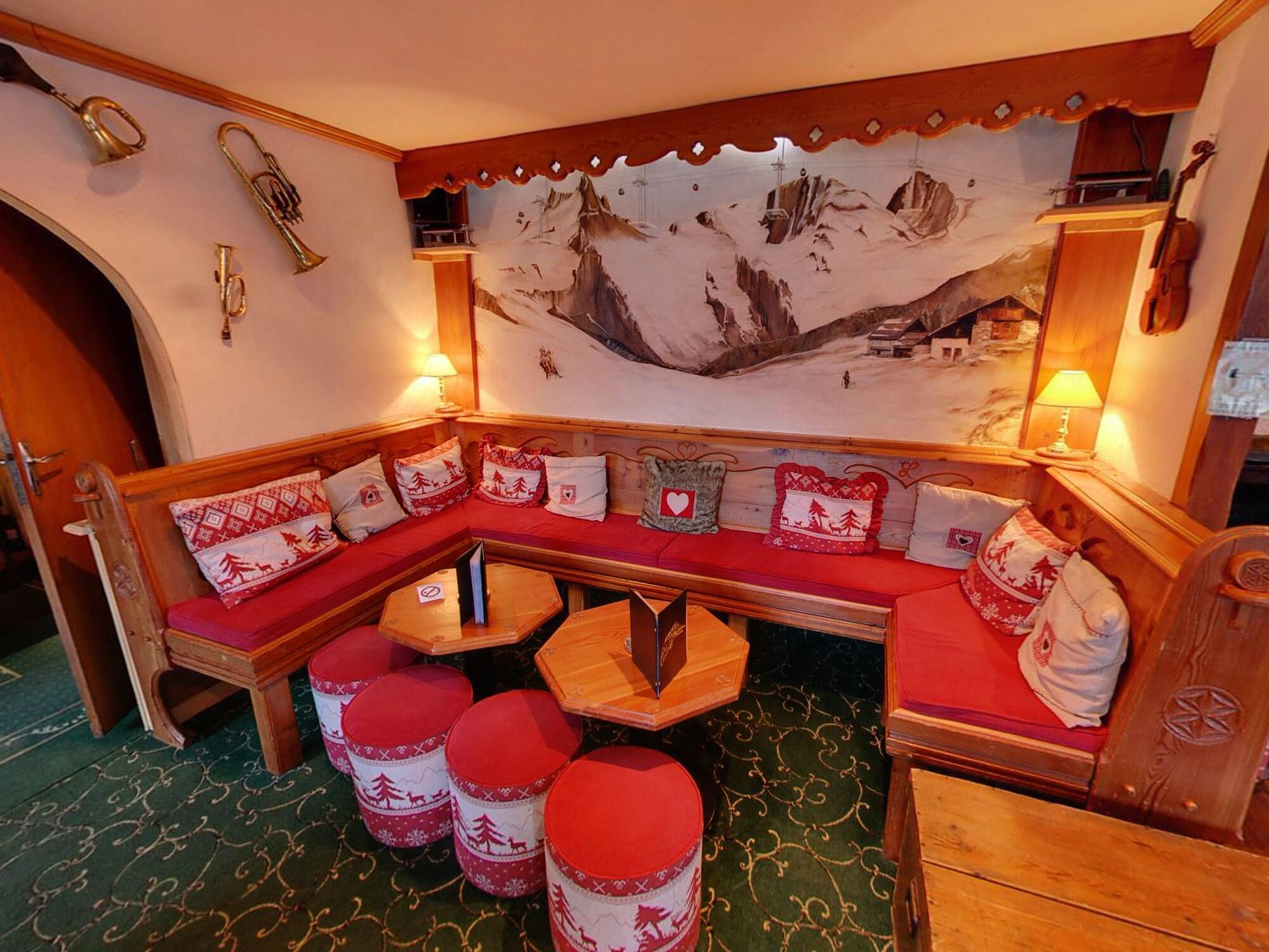 Le Christiania Hotel & Spa La Salle-les-Alpes Exterior photo